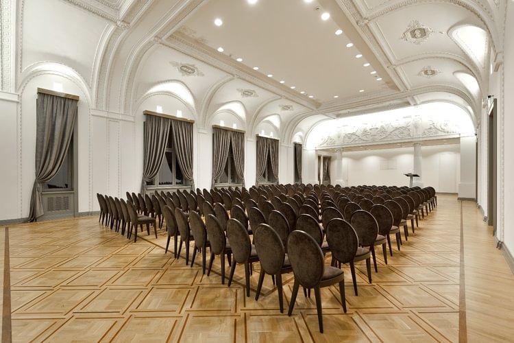 Pirklių klubas pastatas